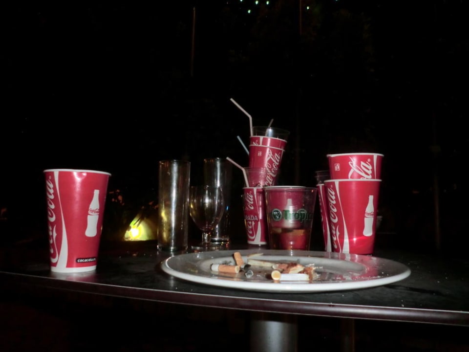 Raucher vor Hoteleingang BLUESEA Jandia Luz