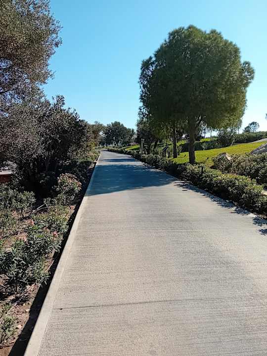 Gartenanlage Anda Barut Collection