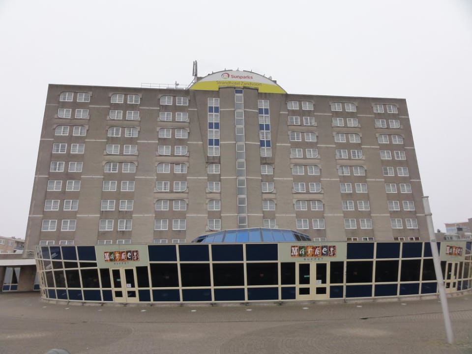 Hotel von vorne Center Parcs Park Zandvoort - Strandhotel