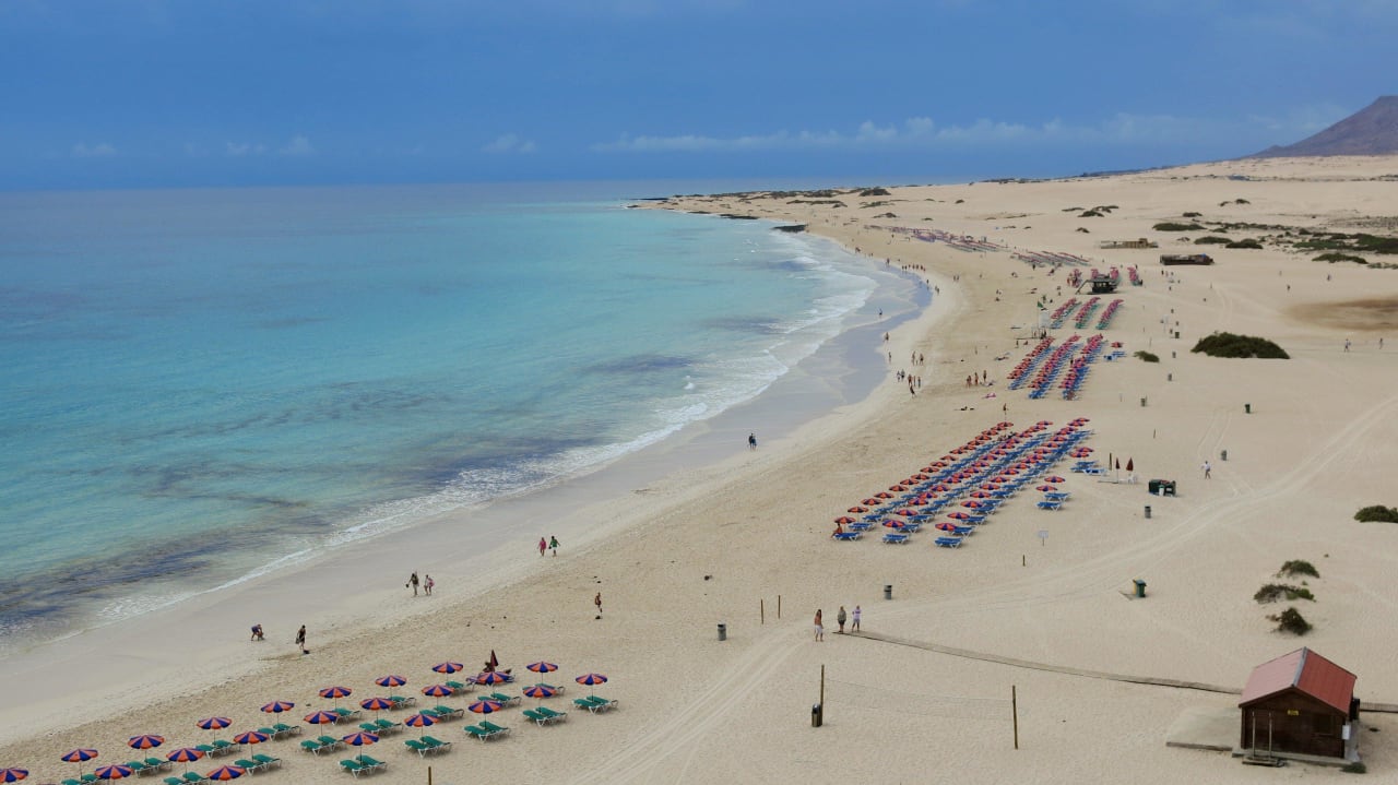 Viel Seegras Hotel Riu Palace Tres Islas