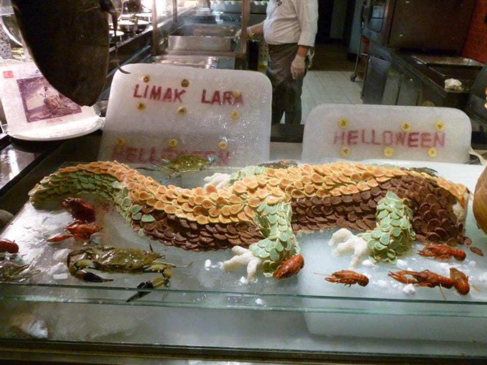 Met Heloween! Limak Lara Deluxe Hotel & Resort