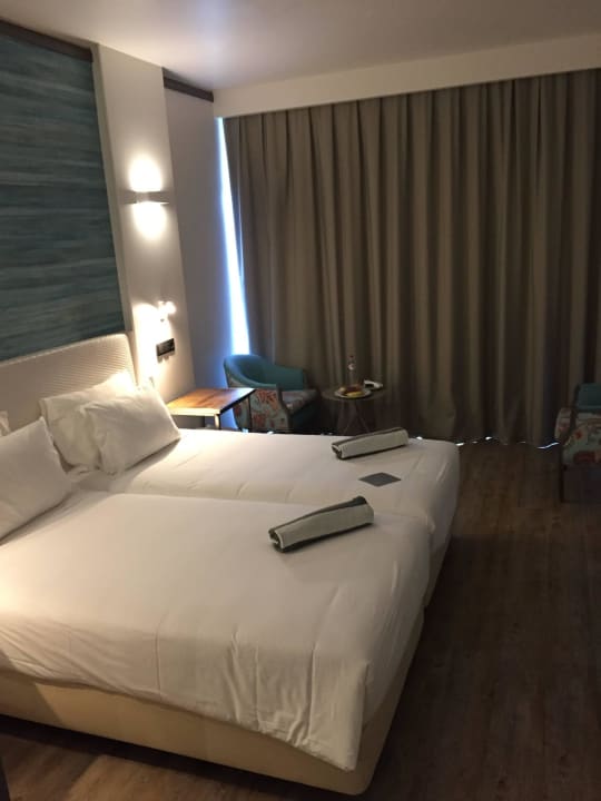 Zimmer Hotel Baia Azul