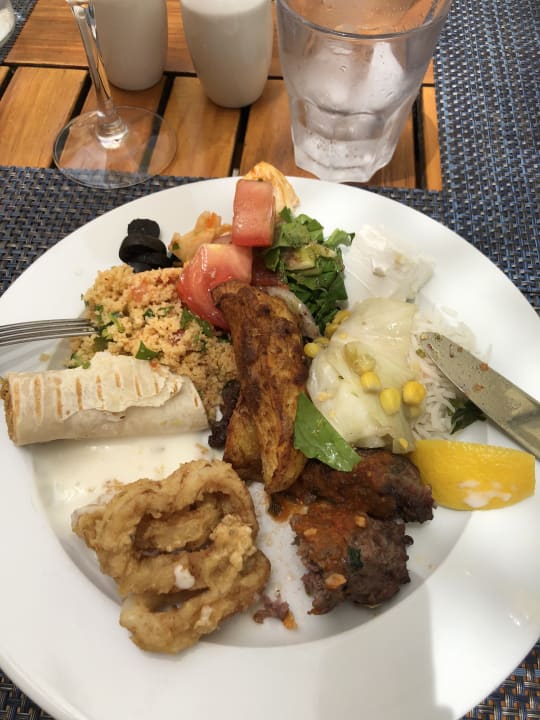 Gastro DoubleTree by Hilton Resort & Spa Marjan Island