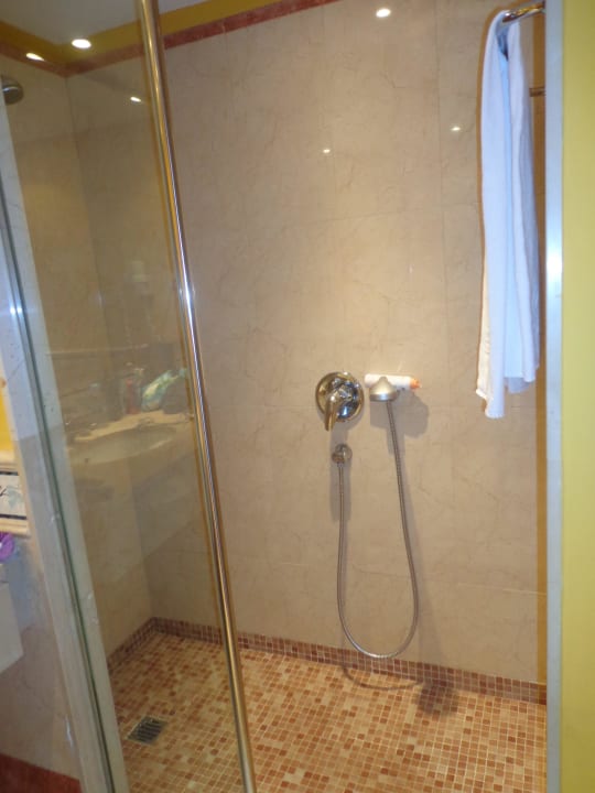 Ebenerdige Groß Dusche allsun App.-Hotel Albatros