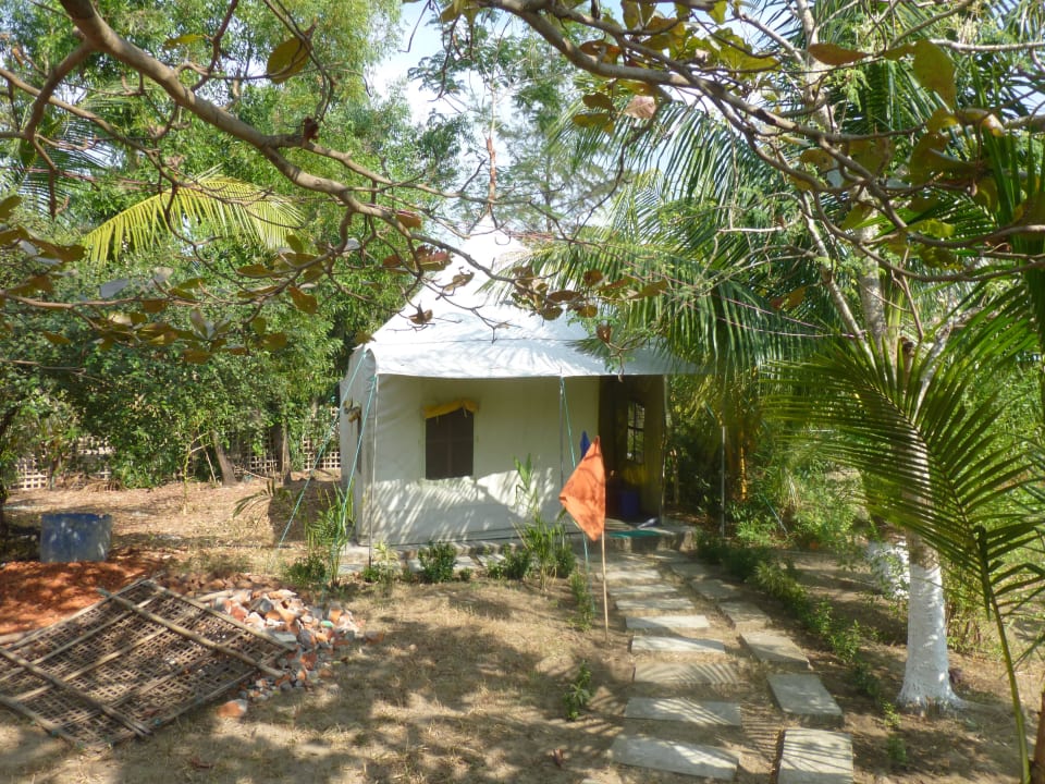 Außenansicht eines Zimmers Kingshuk Eco Resort Tourism