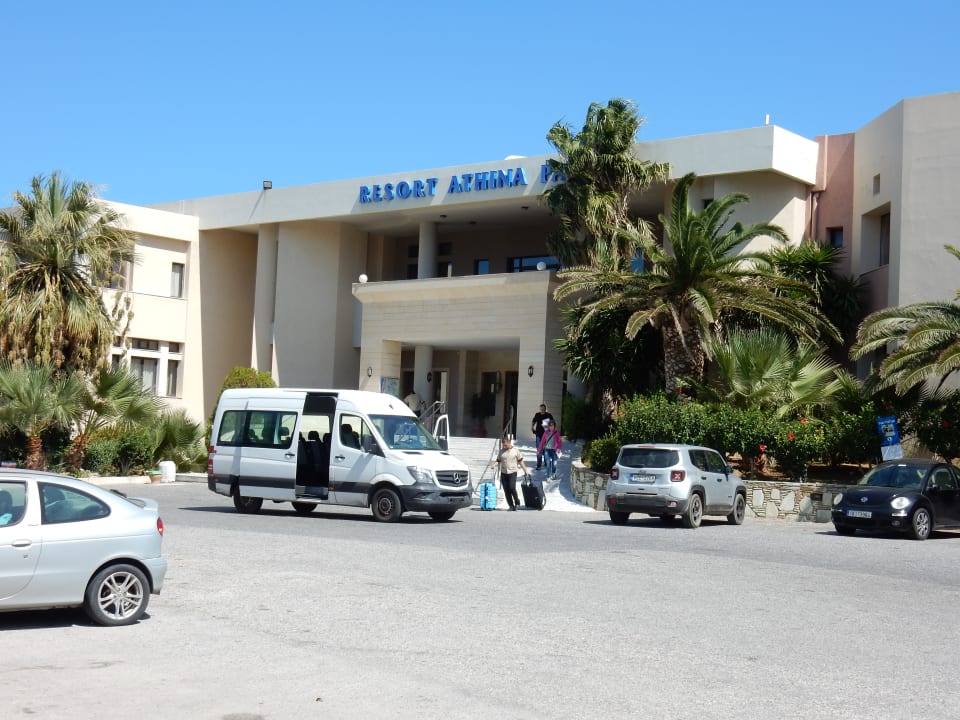 Außenansicht Athina Palace Resort & Spa