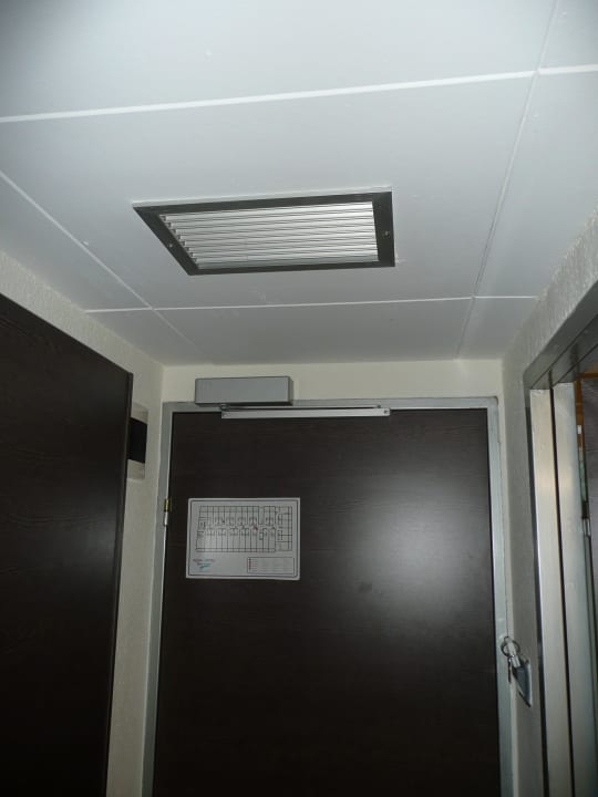 Lüftungsschlitze AQUA Hotel Bertran Park