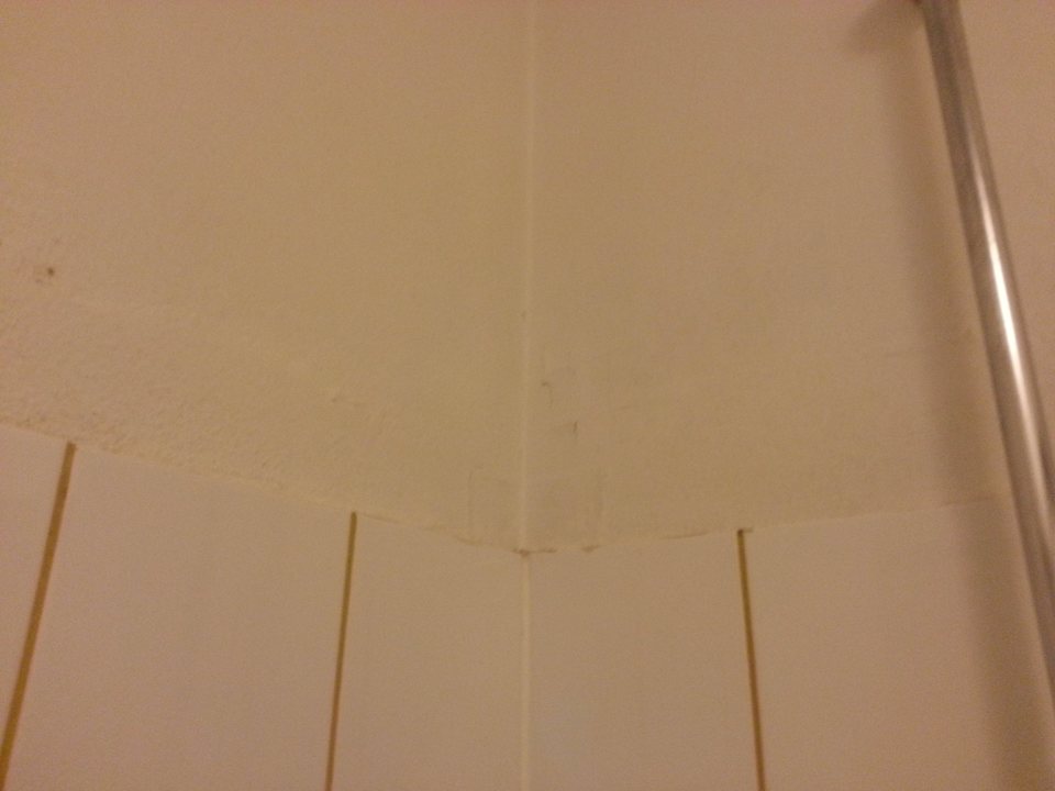 Schimmel in der Dusche Hotel Goldener Hirsch