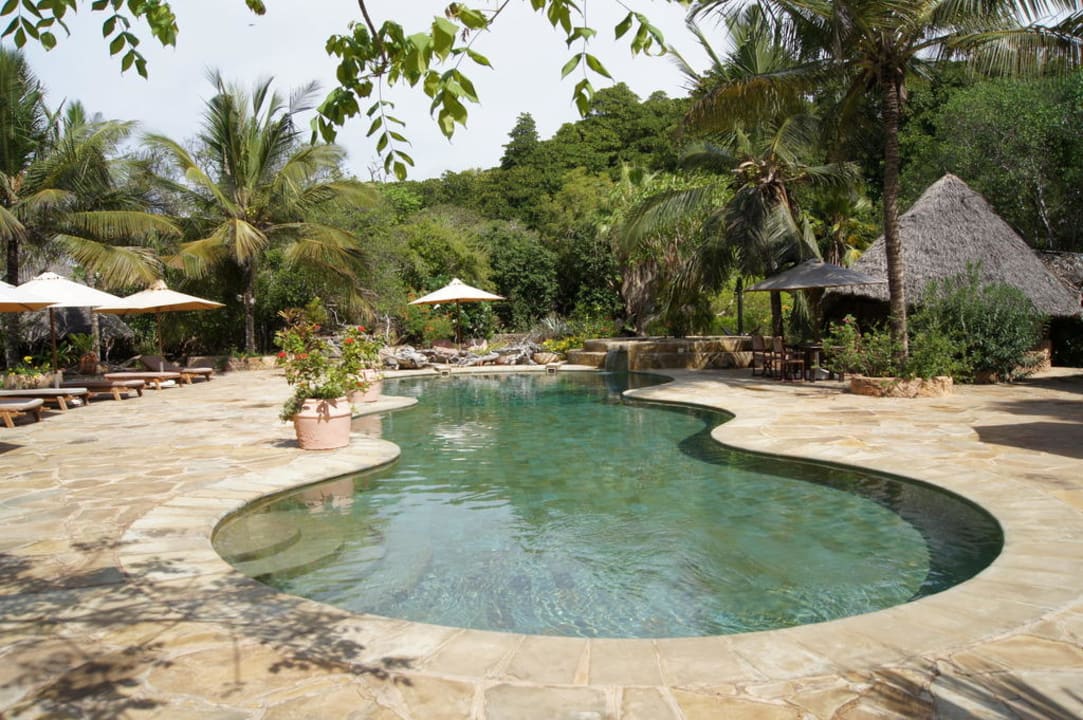 Einer von 2 Pools The Sands At Chale Island