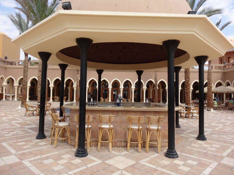 Hier gibts den ganzen Tag kostenlos Wasserflaschen Grand Makadi