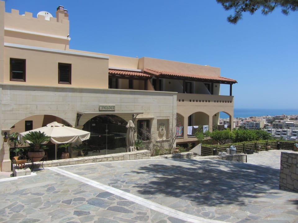 Haupteingang Hotel Forest Park