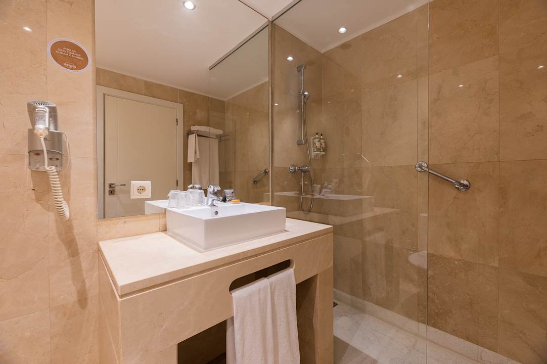 Zimmer Topázio Vibe Beach Hotel & Apartments