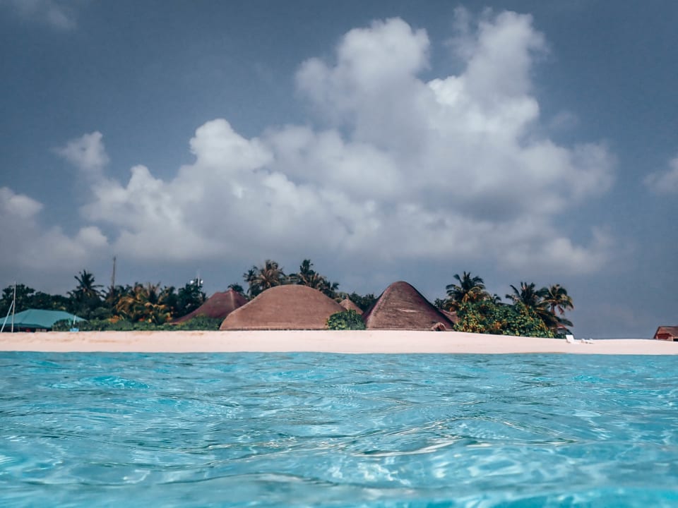 Strand Angaga Island Resort