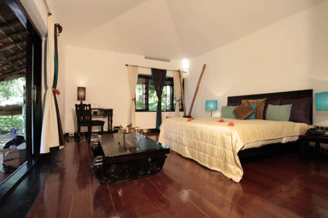 Elegant Cottage Hotel Shalimar Spice Garden Resort