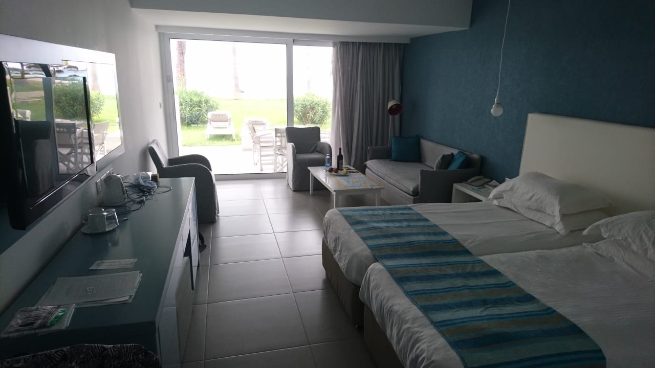 Zimmer Hotel Nissi Beach Resort