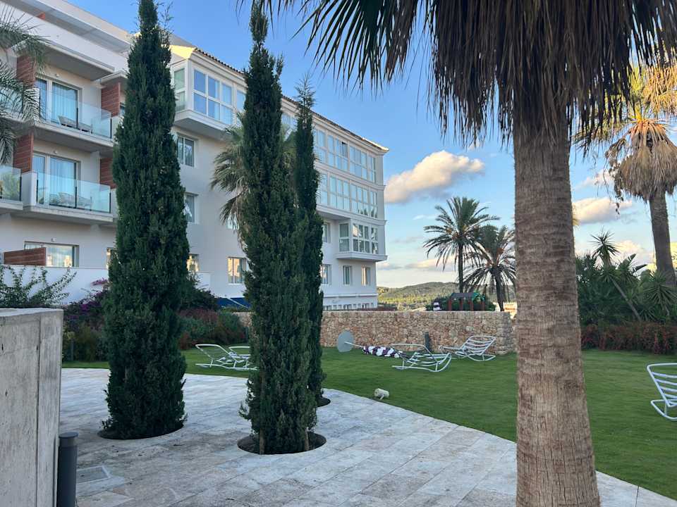 Außenansicht Hotel Catalonia Mirador des Port