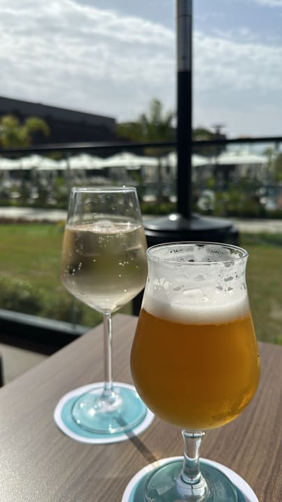 Gastro Jacaranda Luxury Resort