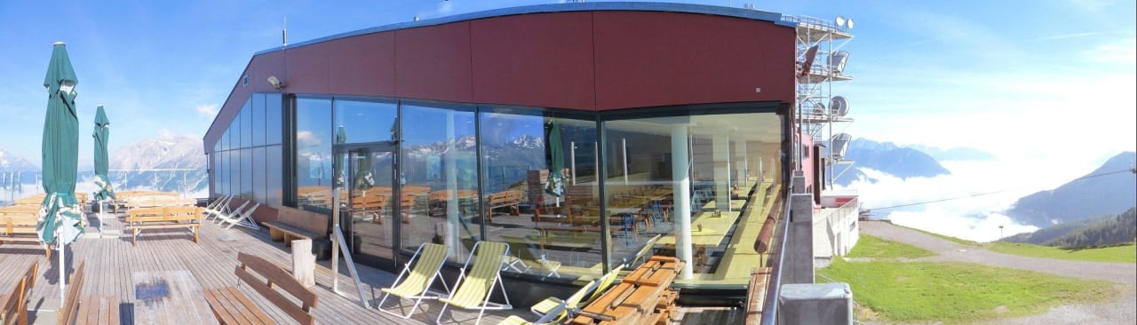 Sonnenterrasse Venet Gipfelhütte