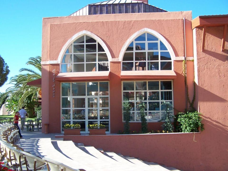 Das neu gestaltete türkische Cafe Megasaray Club Belek