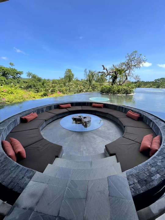 Pool AYANA Resort Bali