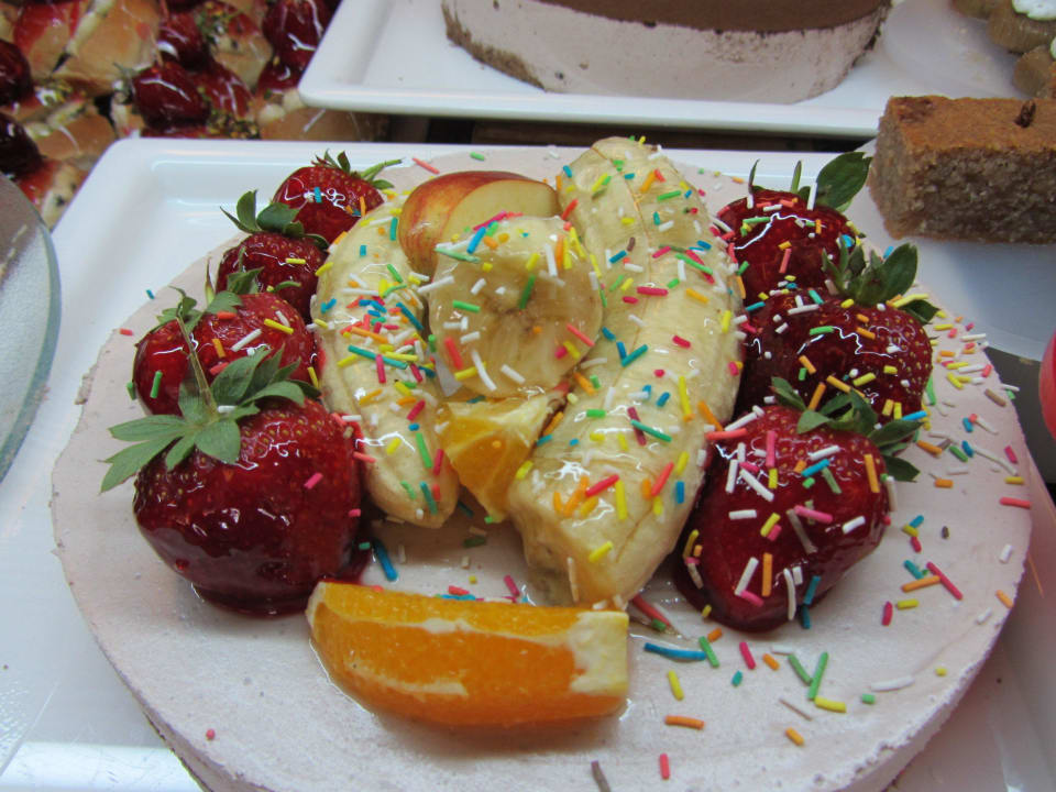 Lecker Torte Alaiye Resort & Spa