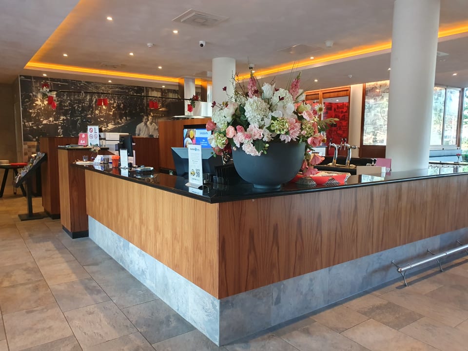 Lobby Bastion Hotel Tilburg