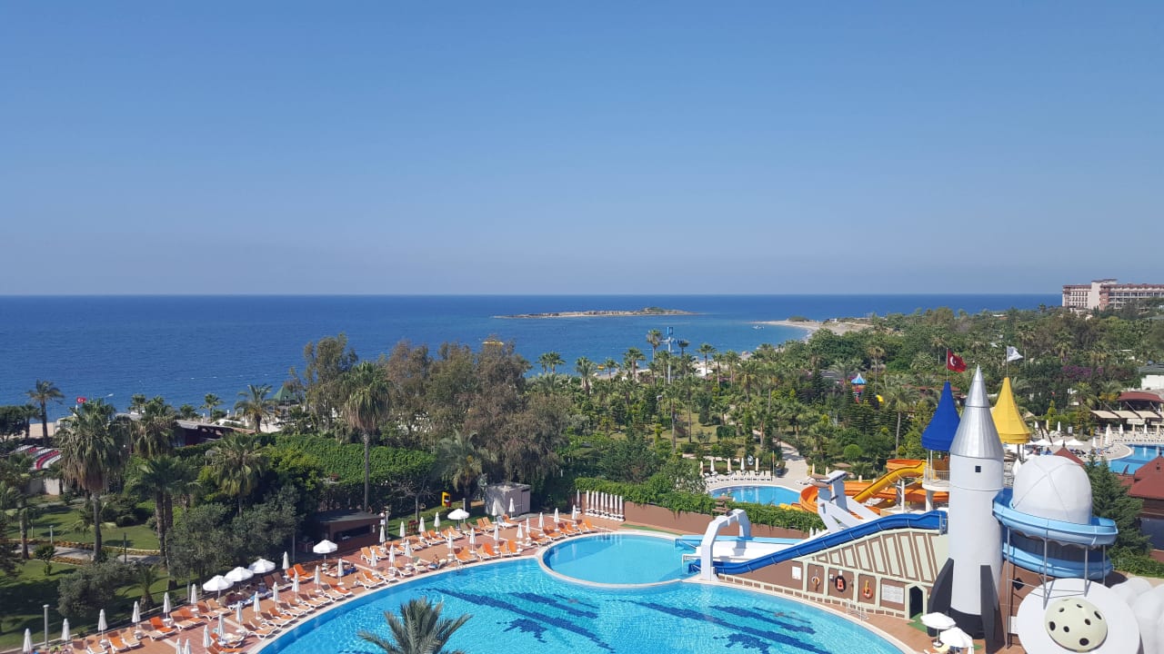 Ausbilck Balkon Familienzimmer Arycanda Kirman Premium