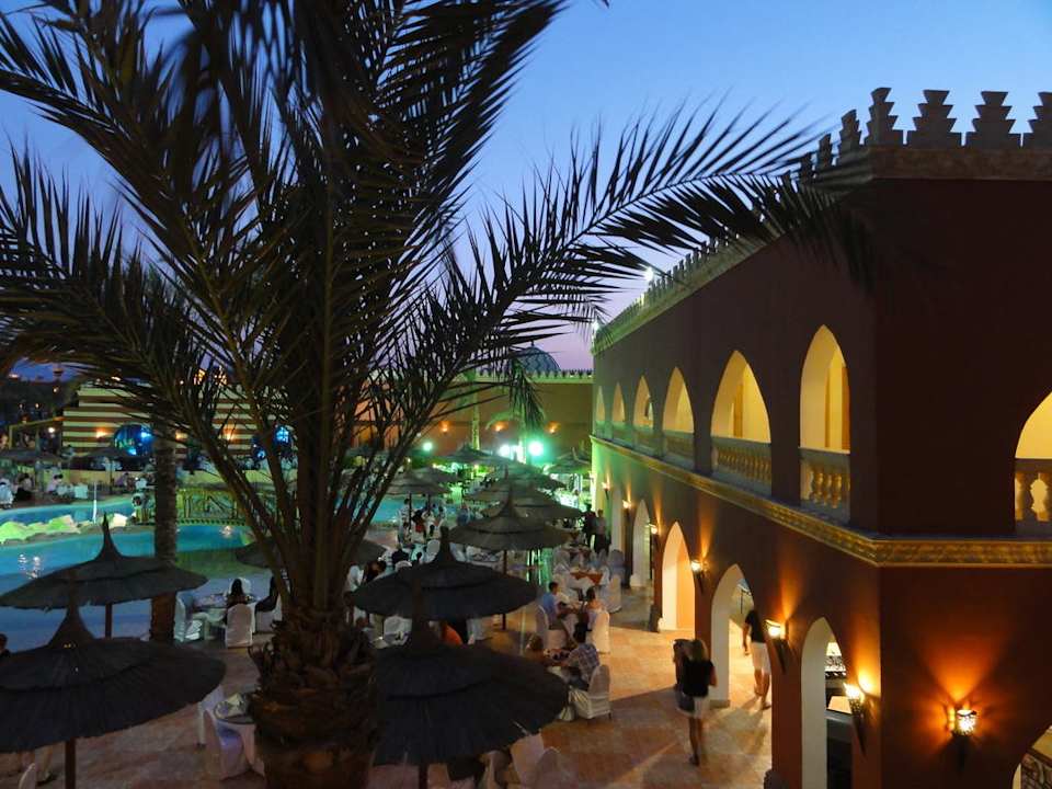 Großer Hauptpool Pickalbatros Alf Leila Wa Leila Resort - Neverland Hurghada