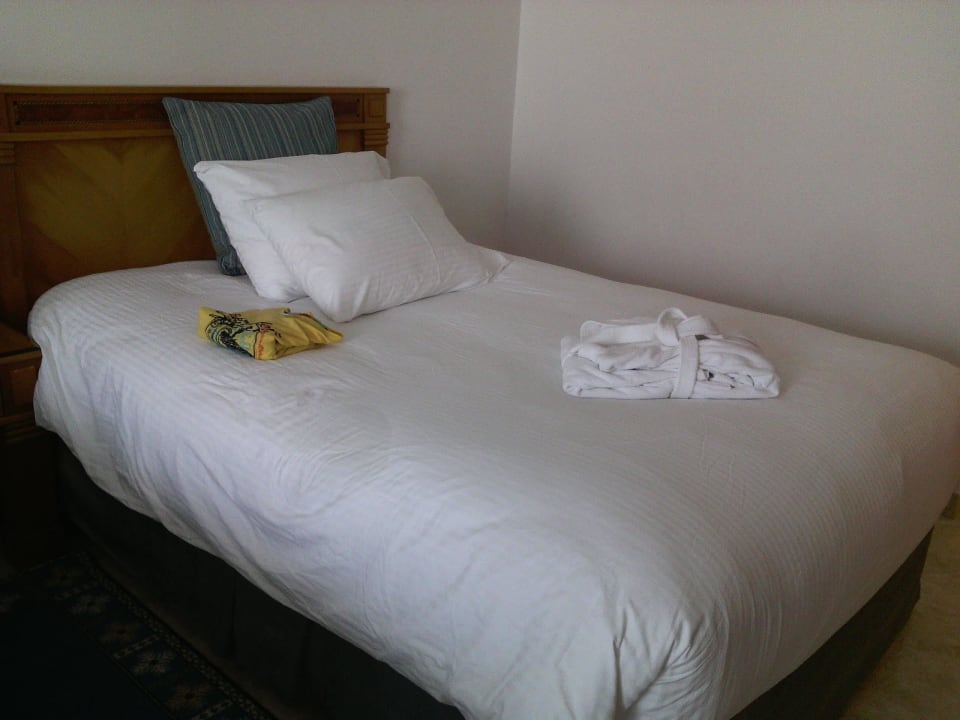 TWIN Crowne Plaza Salalah