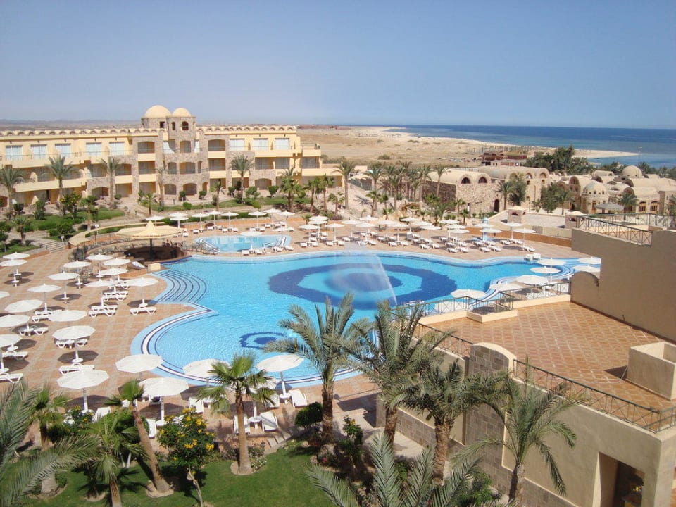 Pool und Anlage Utopia Beach Club