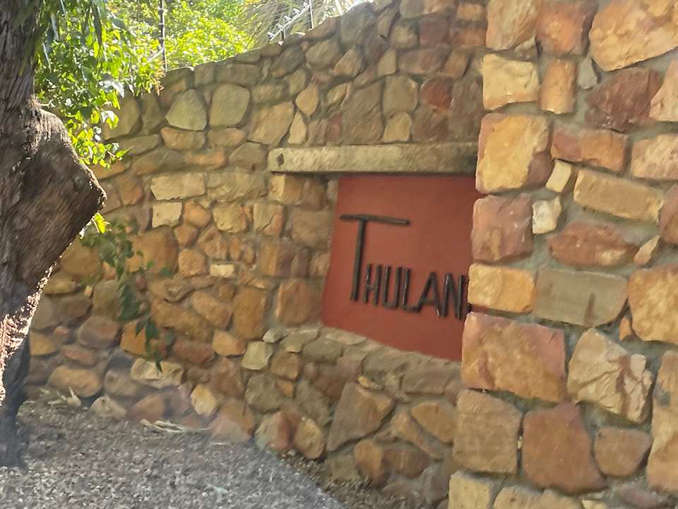 Außenansicht Thulani River Lodge Gästehaus