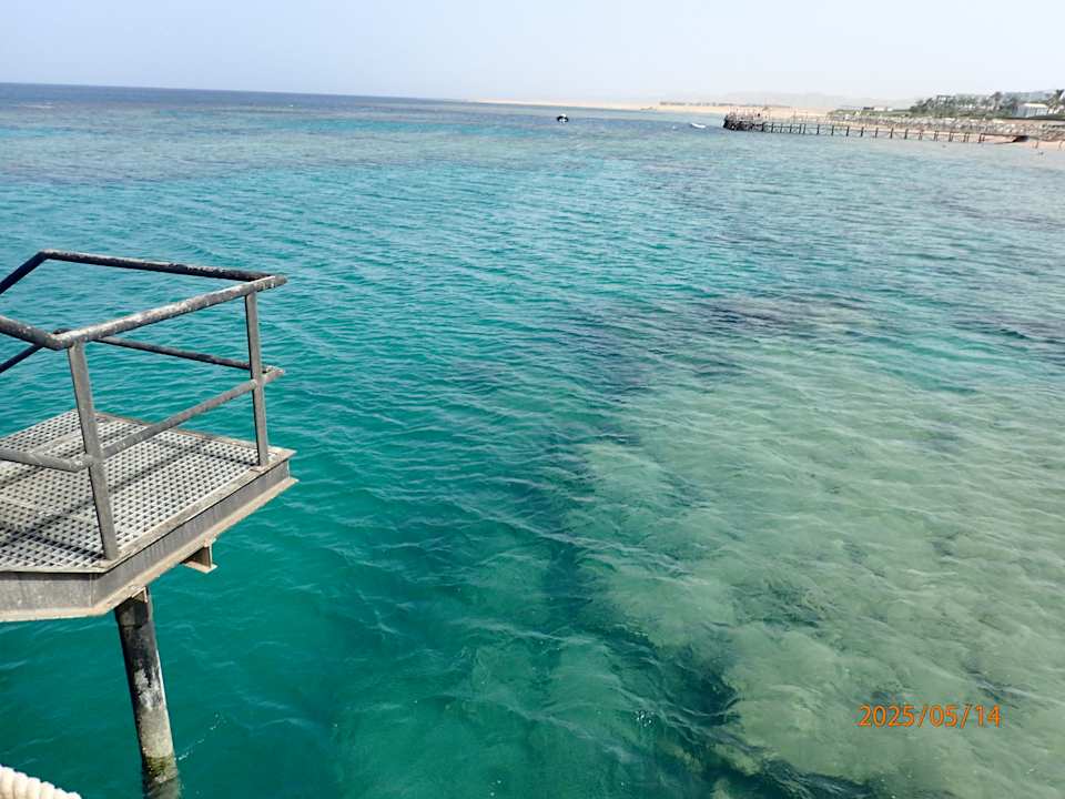 Strand Sirena Beach Resort & Spa