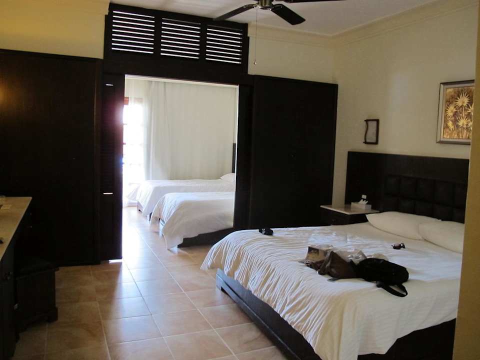 Zimmer im 400er Bereich Pickalbatros Alf Leila Wa Leila Resort - Neverland Hurghada