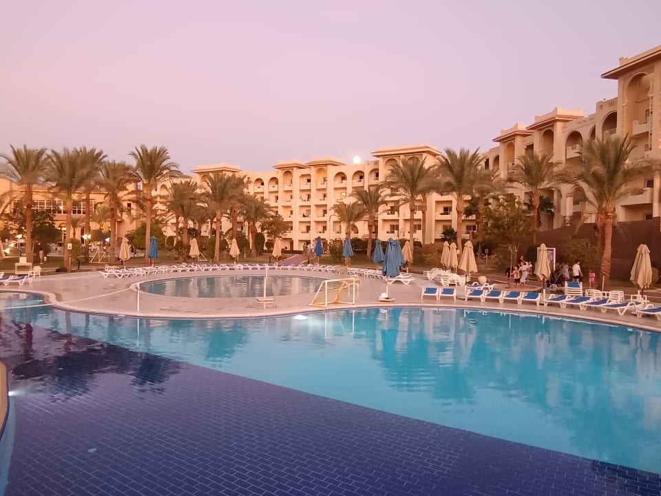 Gartenanlage Serenity Alma Heights