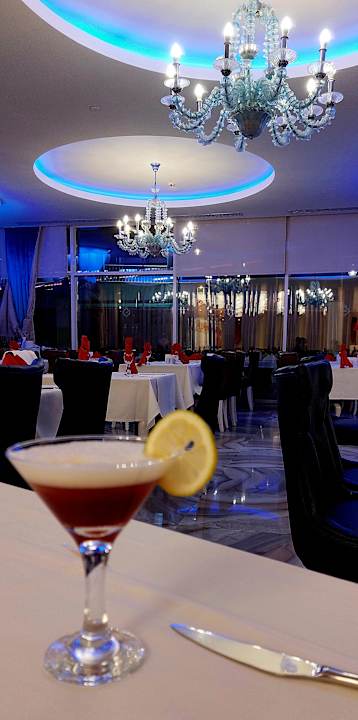 Gastro Azura Deluxe Resort & Spa Hotel