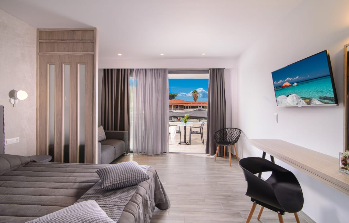 Zimmer Hotel Lagomandra Beach