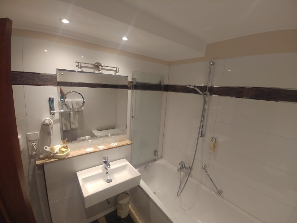 Zimmer Bellevue Rheinhotel