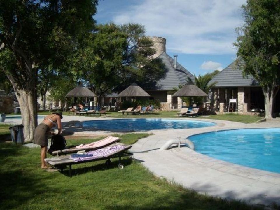 Okaukuejo Poolbereich Okaukuejo Camp