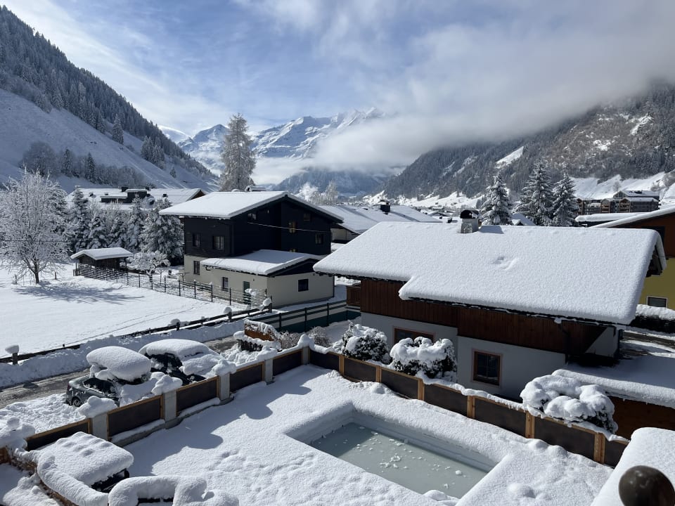 Ausblick Hotel Pension Theresa