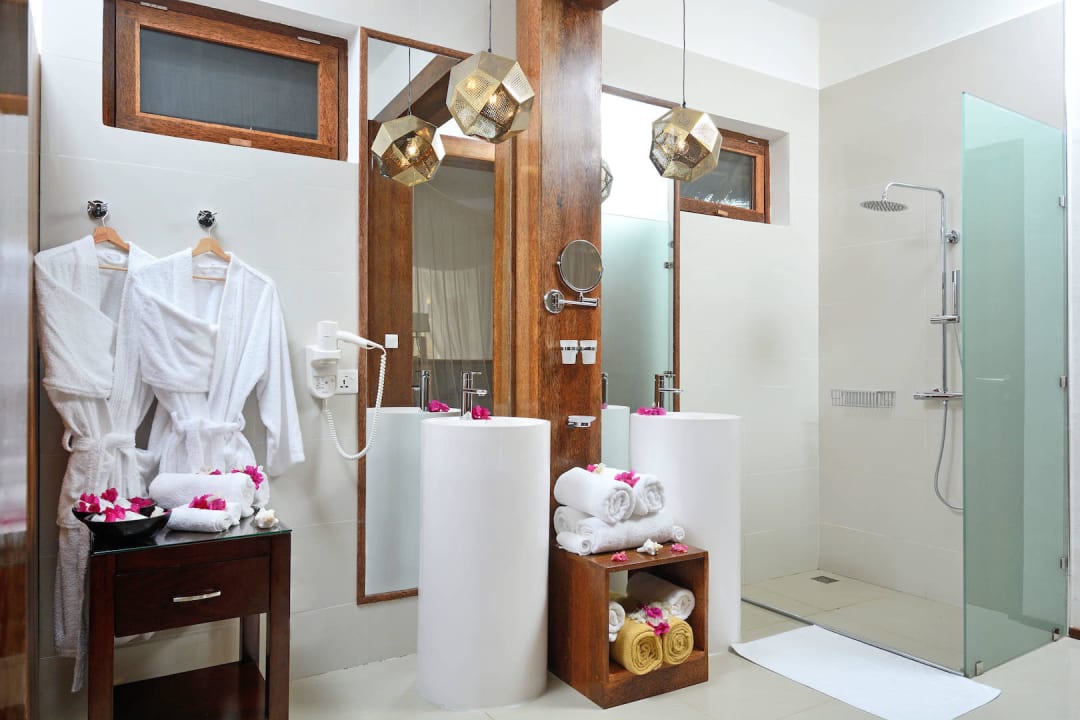 Bathroom Tulia Zanzibar Unique Beach Resort