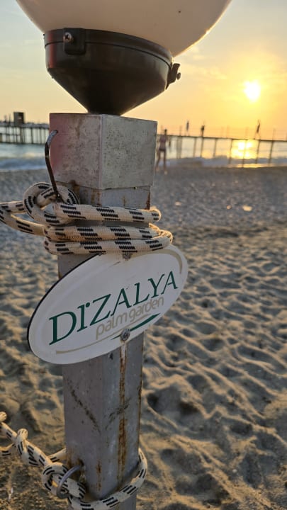 Strand Dizalya Palm Garden