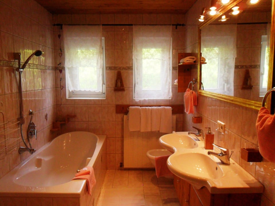 Bad App. Tajakopf Appartements Waldhof