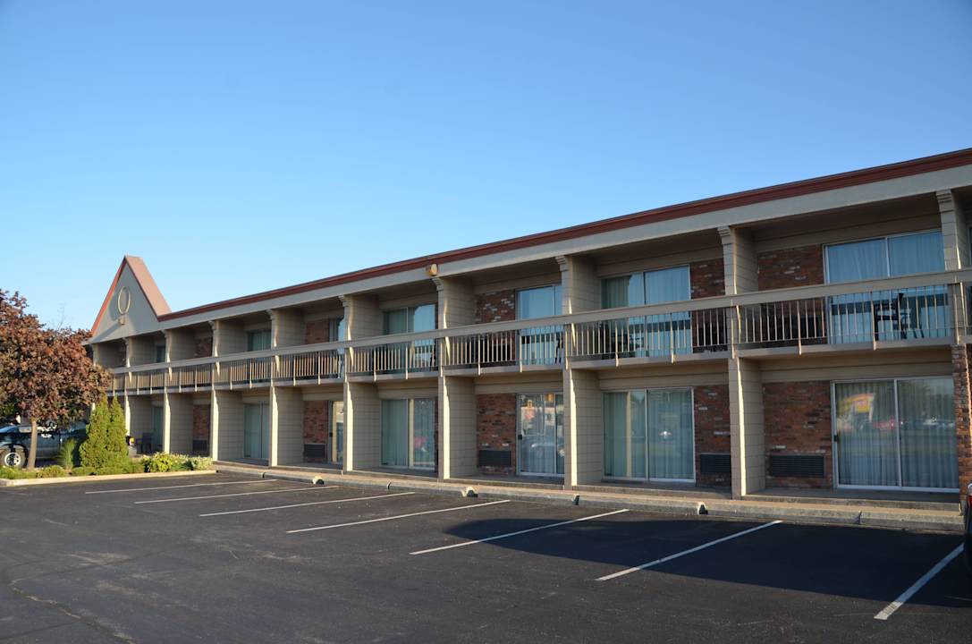 Seitenansicht Best Western Hotel St. Catharines