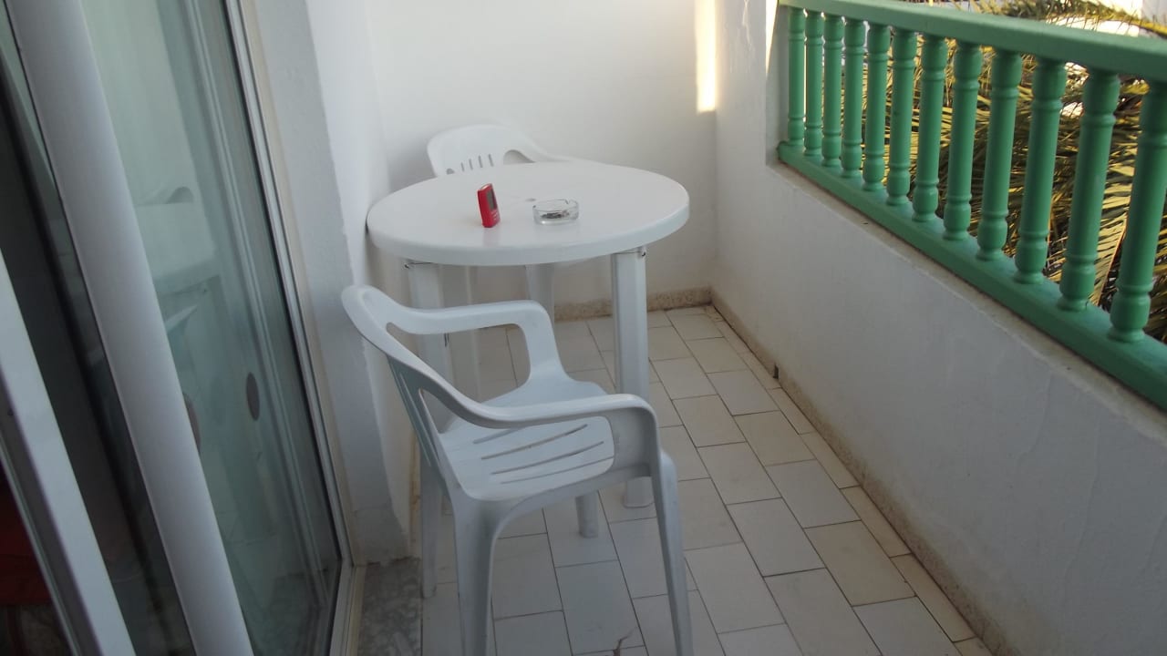 Klein aber unser mit Blick zum Minigolf Hotel El Mouradi Port El Kantaoui