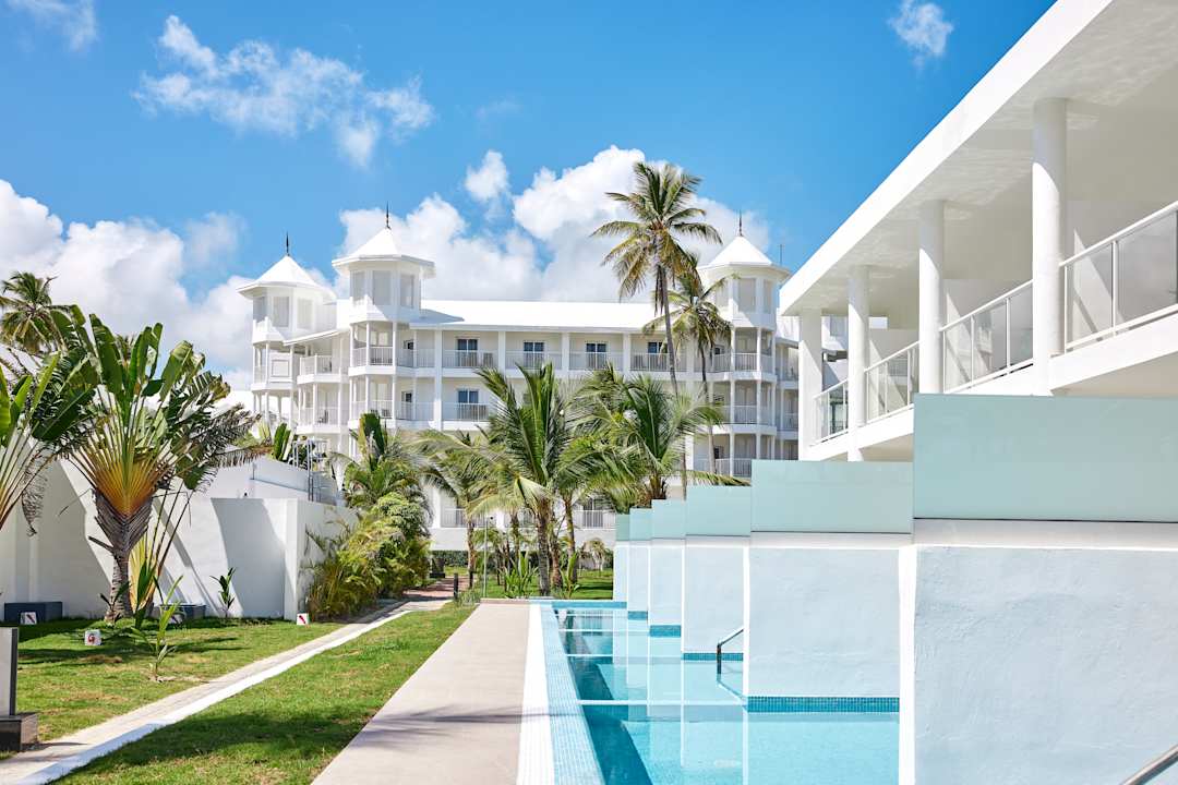 Außenansicht Hotel Riu Palace Macao - Adults only