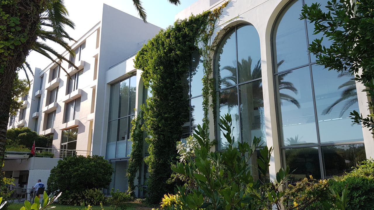 Außenansicht Caravia Beach Hotel