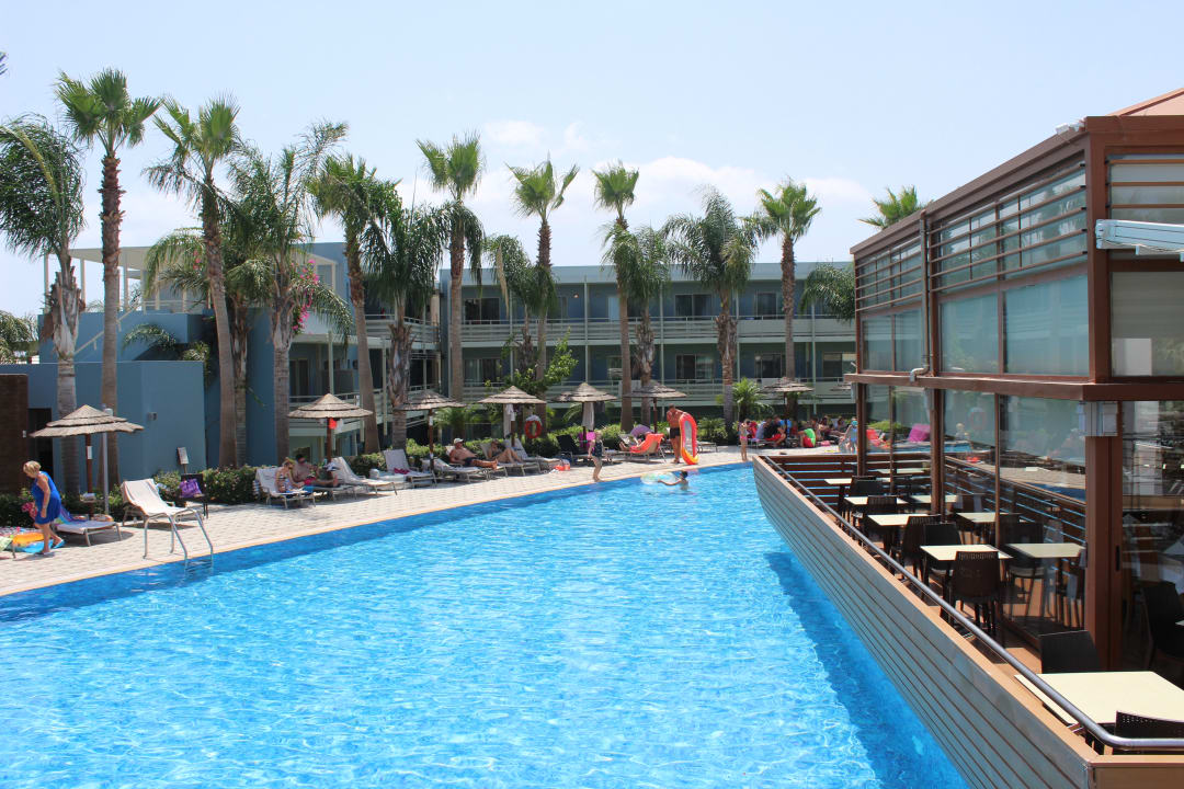 Pool Blue Lagoon Resort