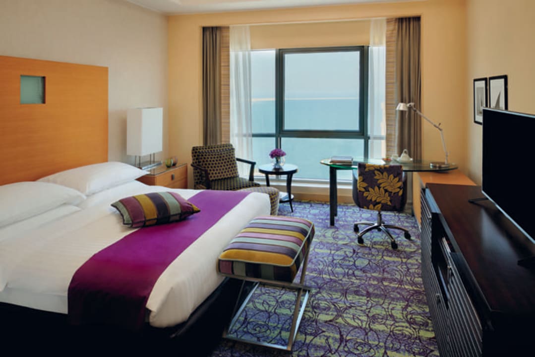 Deluxe Panoramic Sea View Mövenpick Hotel West Bay Doha