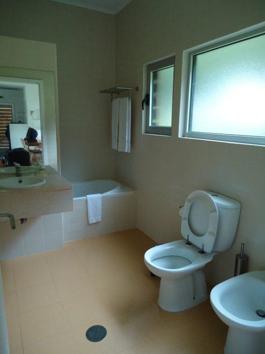 Bad Hotel Furnas Lake Villas