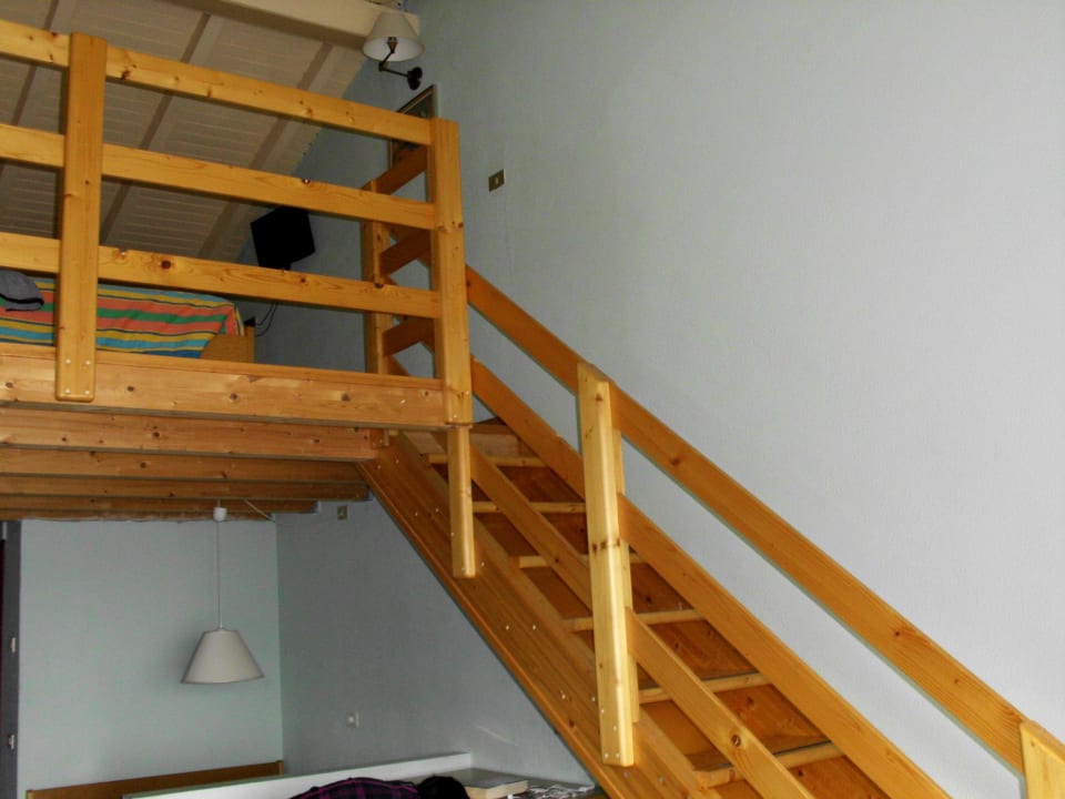 Treppe zum Schlafbereich Centro Vacanze La Limonaia